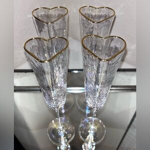 4- NIB HEART SHAPED IRIDESCENT TALL CHAMPAGNE GLASSES